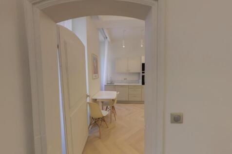 6.Kitchen from bdr