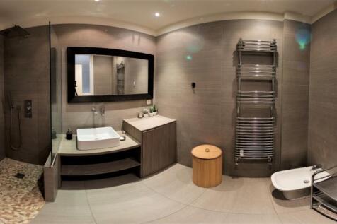 5.Bathroom