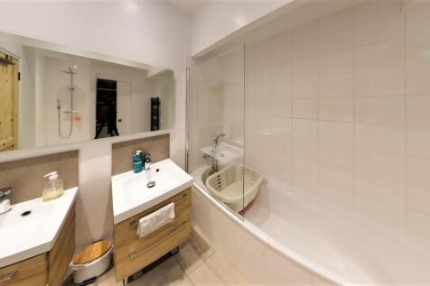 10.Bathroom