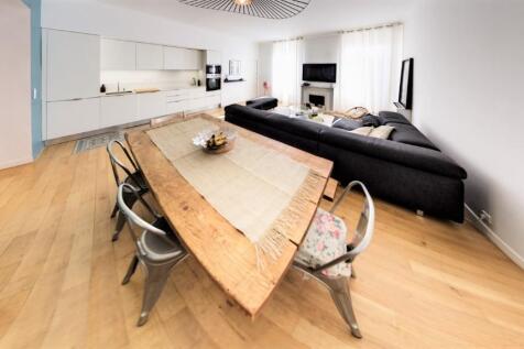 3.Dining area