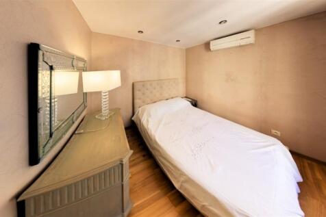 6.Bedroom