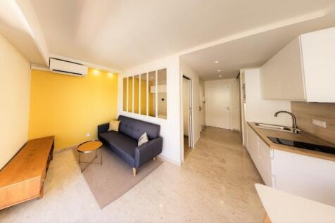 4.Living area