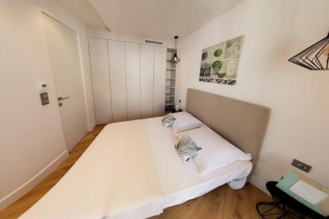 10.Bedroom1