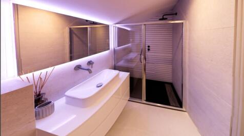 28.Bathroom2