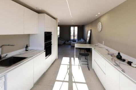 14.Kitchen