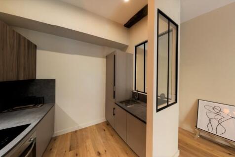 10.Kitchen