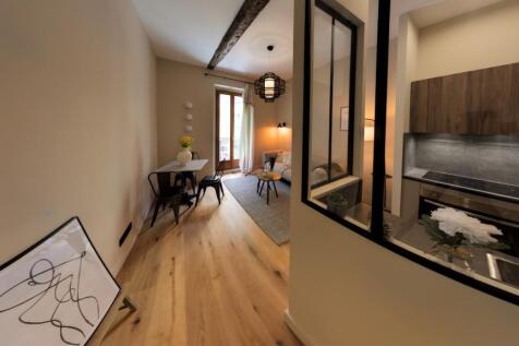4.Living entrance