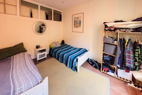 8.Bedroom2
