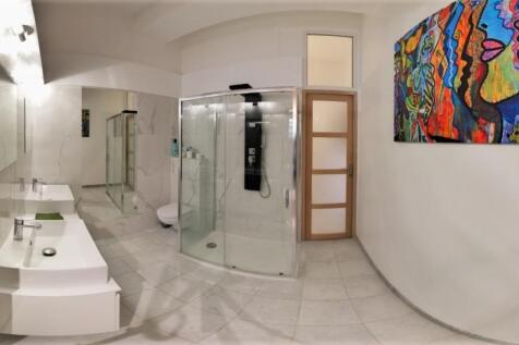 12.Bathroom1
