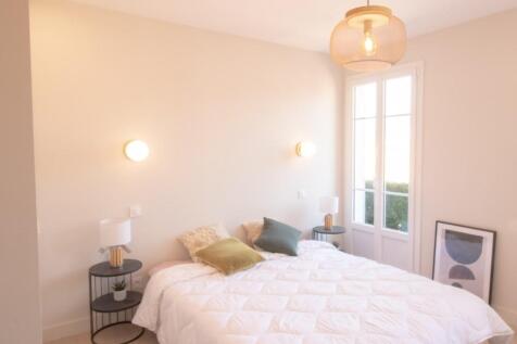 24.Bedroom2