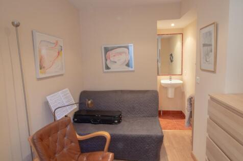 17.Bedroom2