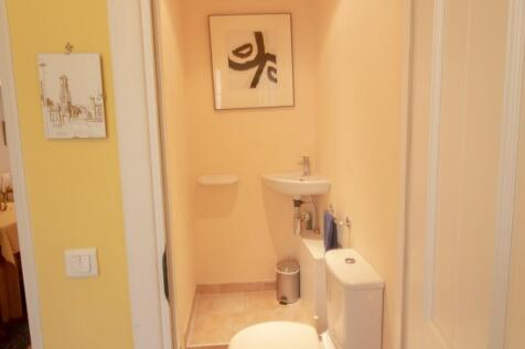 18.Toilet