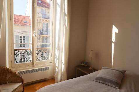 14.Bedroom