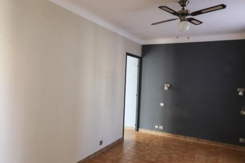 7.Bedroom1