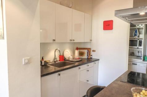 15.Kitchen