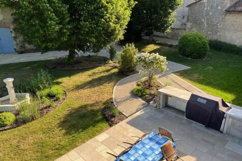 Property Image 16