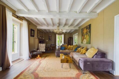 Property Image 4
