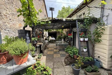 Property Image 11