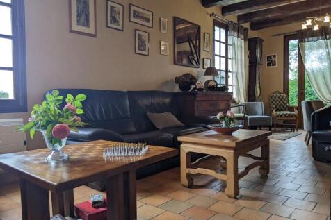 Property Image 4