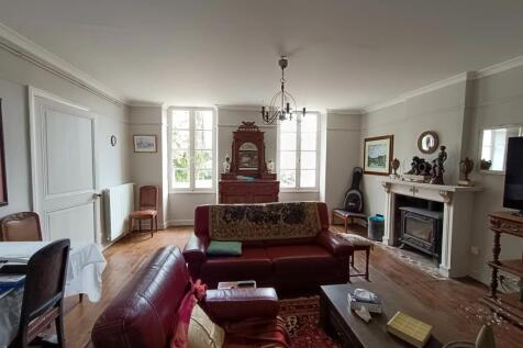 Property Image 4