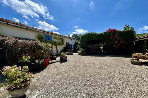 Property Image 5