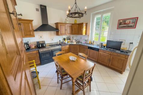 Property Image 9