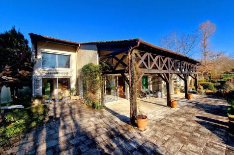 Property Image 11