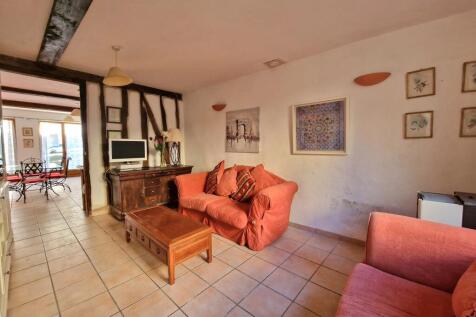 Property Image 4