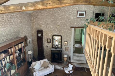 Property Image 9