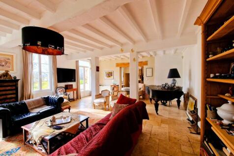 Property Image 11
