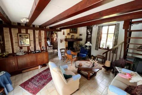 Property Image 4