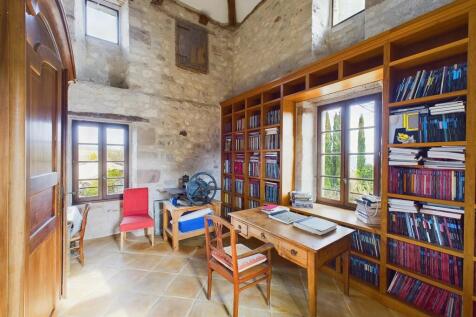 Property Image 4
