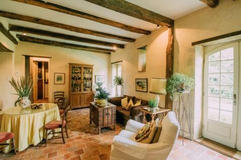 Property Image 6