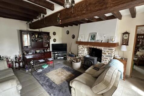 Property Image 4