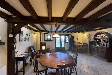 Property Image 9