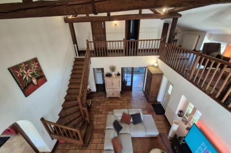 Property Image 10