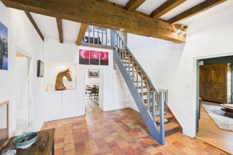 Property Image 9