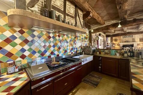 Property Image 4