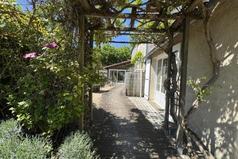 Property Image 15