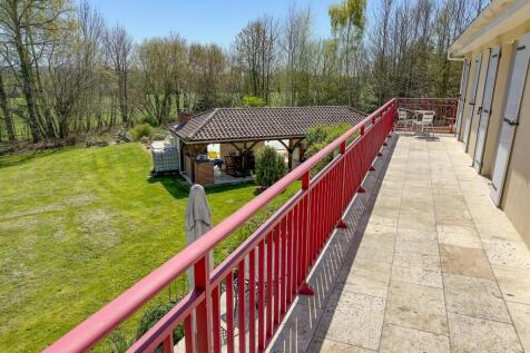 Property Image 9