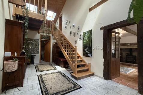 Property Image 6