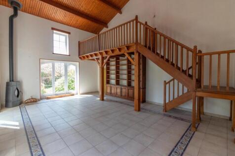 Property Image 9