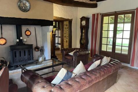 Property Image 4