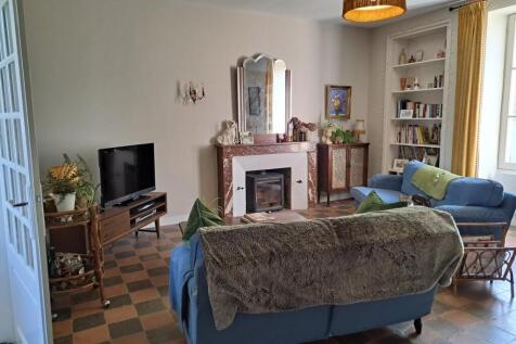Property Image 4