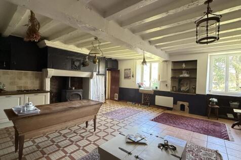 Property Image 4