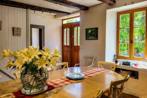 Property Image 8