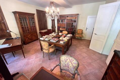 Property Image 8