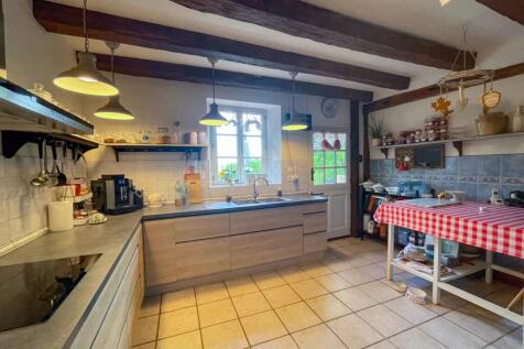 Property Image 8