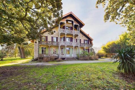 Property Image 1