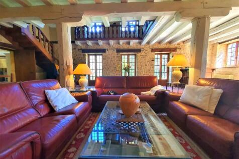 Property Image 4